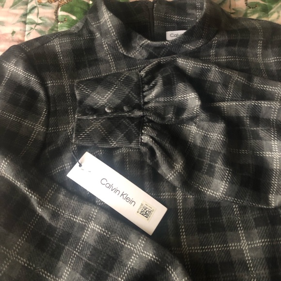 Black and gray plaid dress - Picture 3 of 5